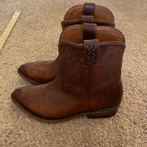 Frye Billy leather antique brass studded brown bootie - Picture 3 of 6